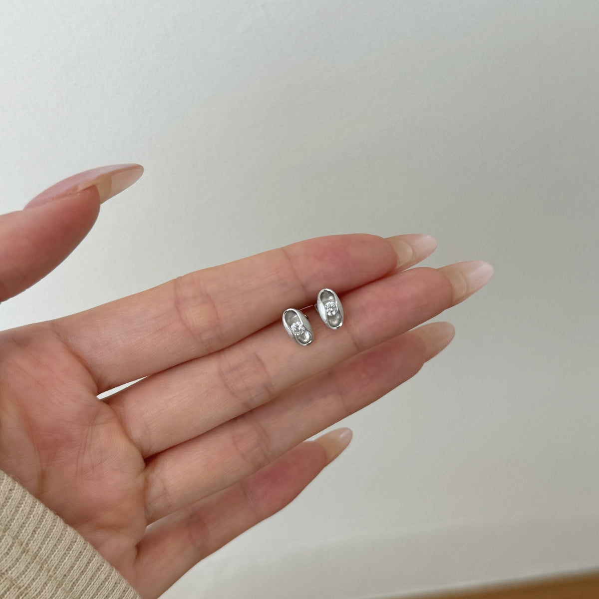Oval Dome Stud Earrings
