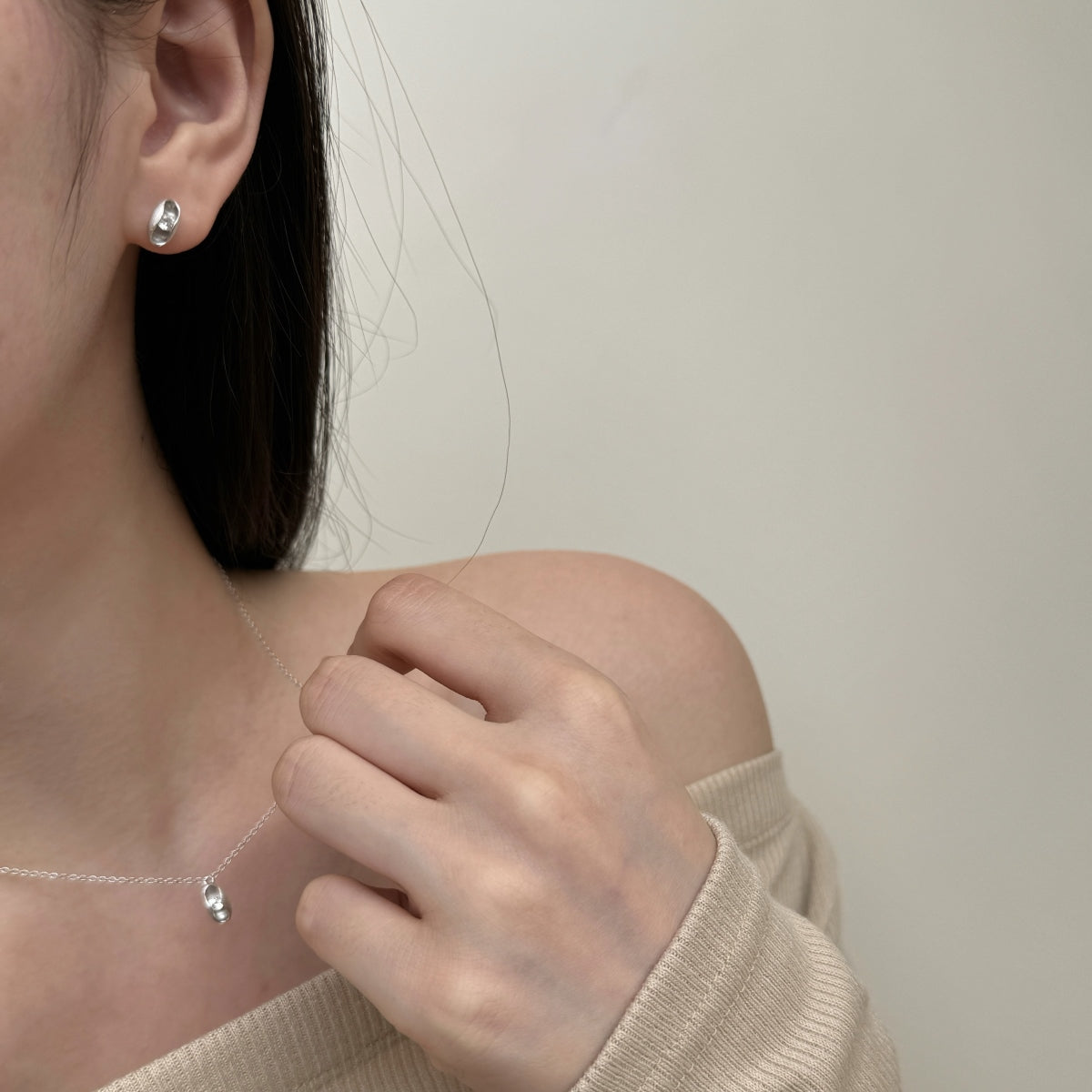 Oval Dome Stud Earrings