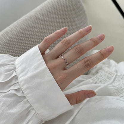 Wave Sculpt Ring